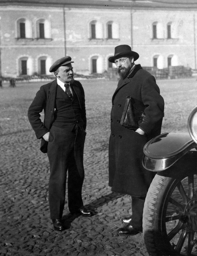 3 Brujevic 2 Lenin and Bonch Bruyevich 
