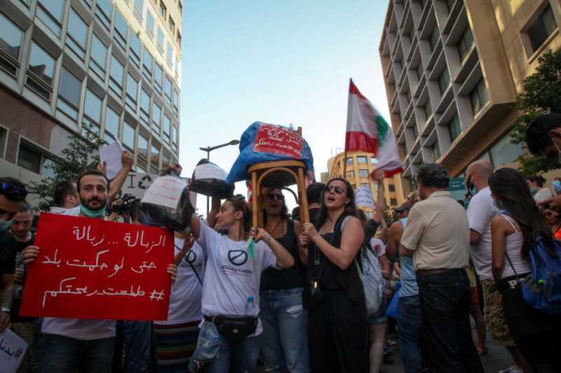 40elaliberta-Beirut-Bin-protest-1-of-5.jpg