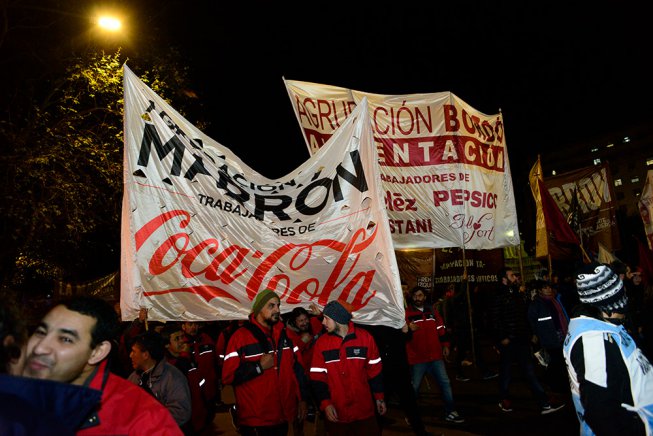 4 coke workers 1a217