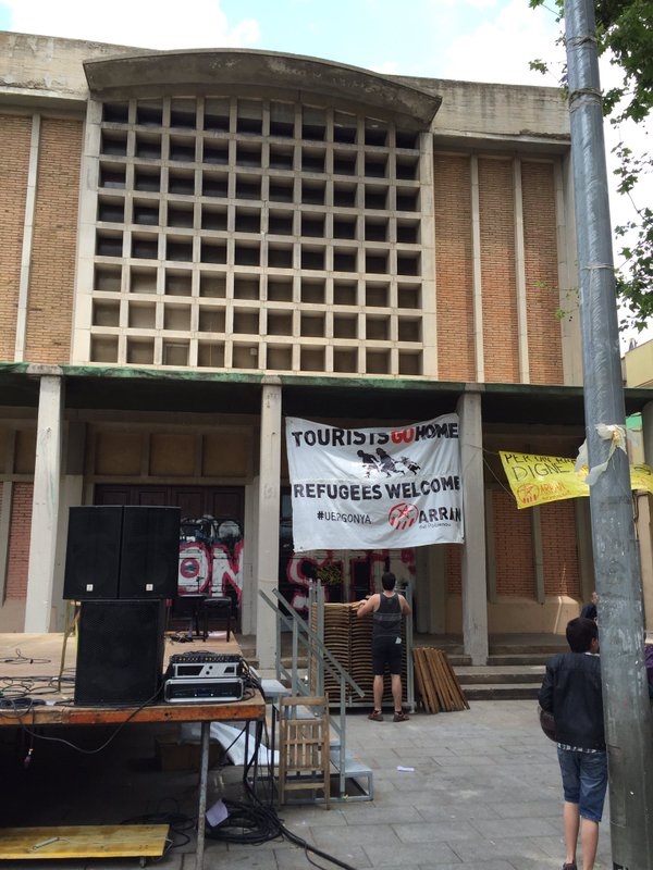 Toutists Go 4 CjDxD7rWUAAOXxf