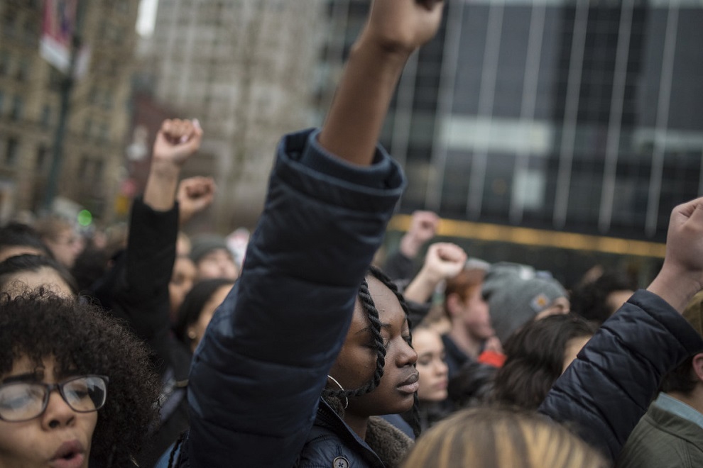 27dd23081d1170207 walkout 43 jpg web gallery