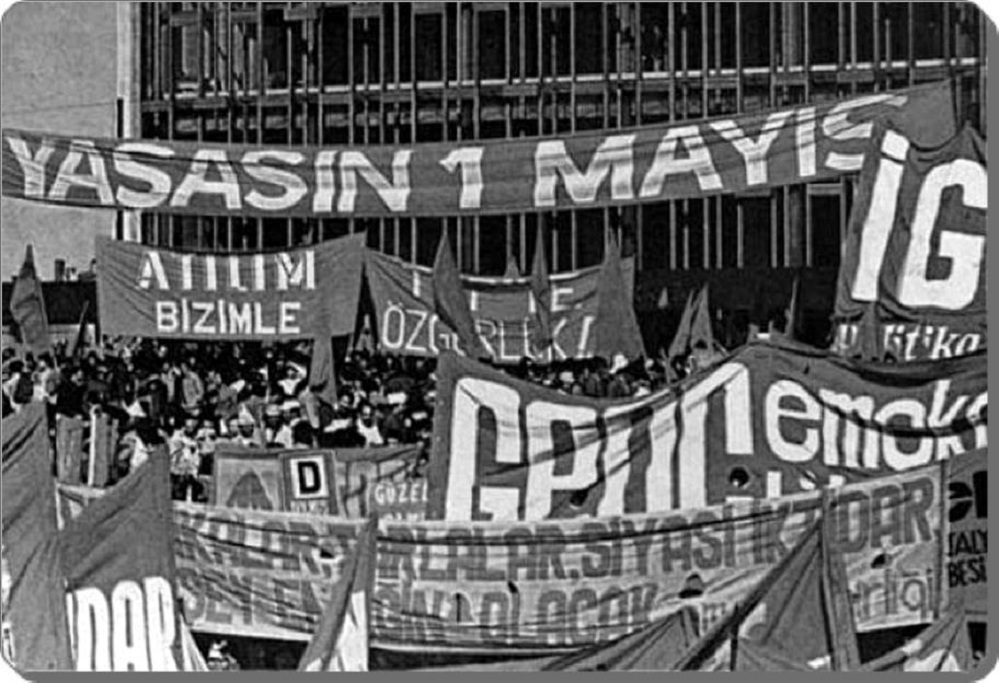 B 1 Mayıs 1977 1a