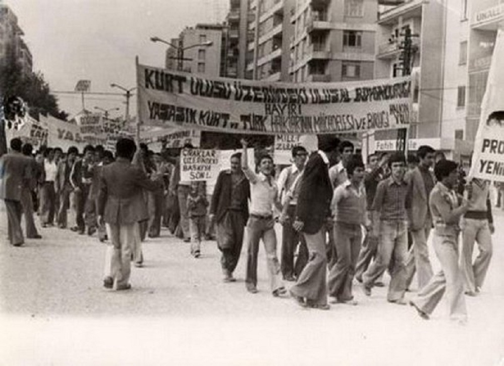 B 1 Mayıs 1977 2