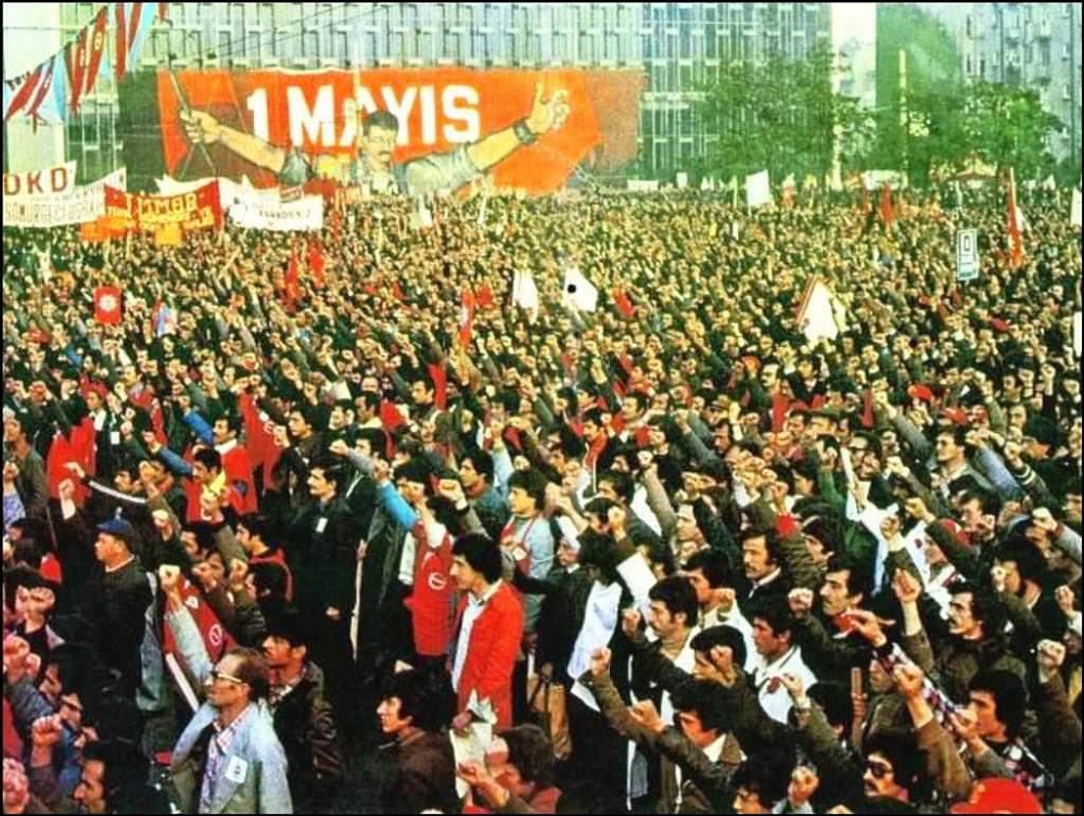 B 1 Mayıs 1977 4