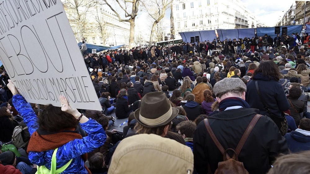 2 des centaines de personnes participent a la nuit debout le 7 avril 2016 place de la republique a paris