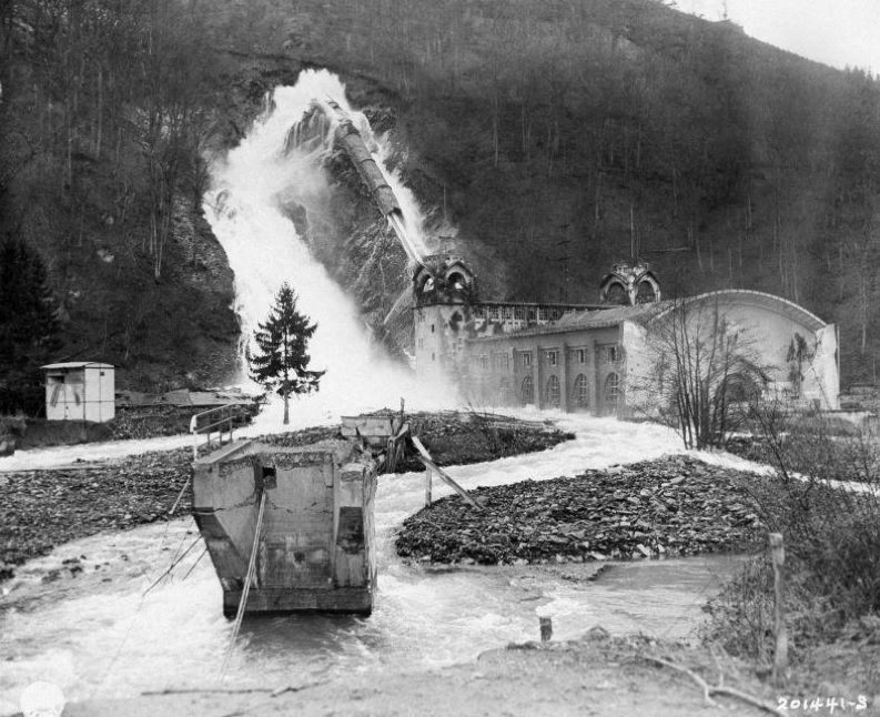 25 2025 05 21 25 Wehrmacht blows up the Schwammenauel dam big