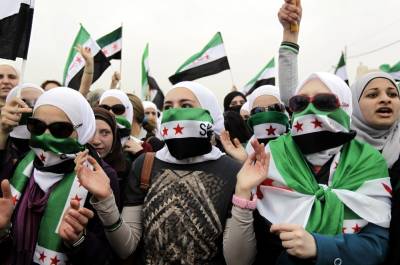 Παλεύοντας σε όλα τα μέτωπα: Η αντίσταση των γυναικών στη Συρία