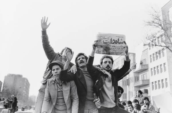 Η ιρανική επανάσταση στο λυκόφως των εργατικών συμβουλίων