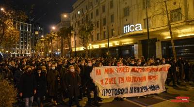 Κάλεσμα οργανώσεων, δικηγόρων και καλλιτεχνών σήμερα Τετάρτη 3/3, 6μμ στο Σύνταγμα: Κανένας νεκρός, της πείνας απεργός!