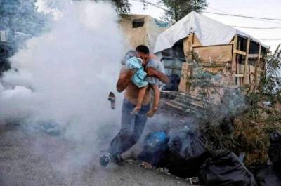 Να μη συνθηκολογήσουμε με τη βαρβαρότητα της Μόριας-Πέμπτη 3/10 στις 7:00 Προπύλαια