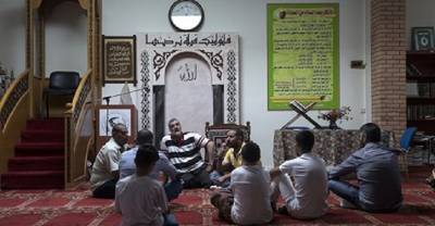 Κλείνουν Τζαμί στον Πειραιά με εντολή Κεραμέως!