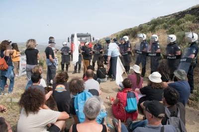 ΑΝΤ.ΑΡ.ΣΥ.Α. Σύρου: Να αποχωρήσουν άμεσα οι δυνάμεις καταστολής από την Τήνο