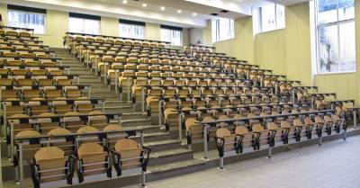 νΚΑ: Όχι στη μονιμοποίηση της τηλεκπαίδευσης. Δώστε λεφτά για το άνοιγμα των σχολών!