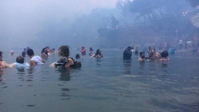 ANTARSYA: “Amenaza asimétrica” para personas y medio ambiente. Los desastrosos incendios señalan el desarollo capitalista