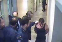 Ένοχοι για ολίγον βασανισμό