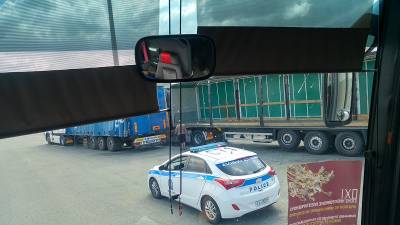 Καταγγελία της ΑΝΤΑΡΣΥΑ: Περιπολικό της ΕΛΑΣ παρενοχλεί το πούλμαν από τη Θεσσαλονίκη