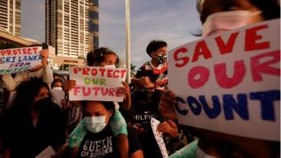 Κρίση στη Σρι Λάνκα: Καθημερινός σπαραγμός σε μια χώρα που χρεοκόπησε