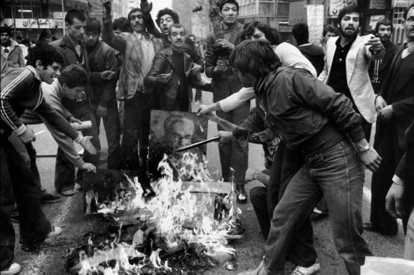 Ο αποτυχημένος διάδοχος της έκπτωτης ιρανικής μοναρχίας