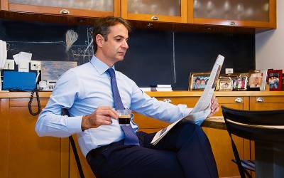 Ενωτικό Κίνημα για την Ανατροπή: Ο Πρωθυπουργός Αρνητής της Ιατρικής Επιστήμης!