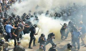 Η κυβέρνηση της Ουκρανίας έχει την μεγαλύτερη ευθύνη για τη συνεχιζόμενη βία της ακροδεξιάς