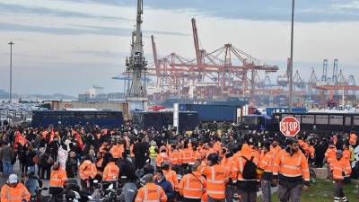 Σωματείο Εργαζομένων στην COSCO (ΕΝΕΔΕΠ): Ανακοίνωση Αλληλεγγύης