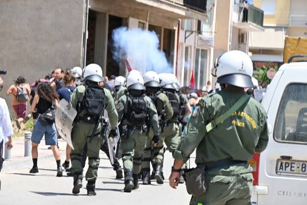ΑΝΤΑΡΣΥΑ: Καταγγελία για την απρόκλητη και ασύστολη βία των δυνάμεων καταστολής στη διαδήλωση στο Άργος