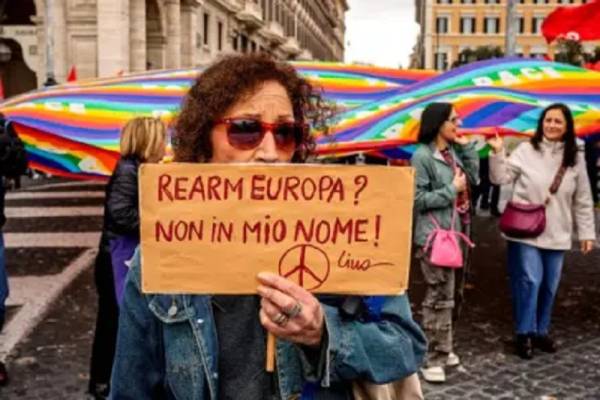 4η Διεθνής: Όχι στην Ευρώπη του πολέμου! Όχι στον ευρωπαϊκό επανεξοπλισμό!