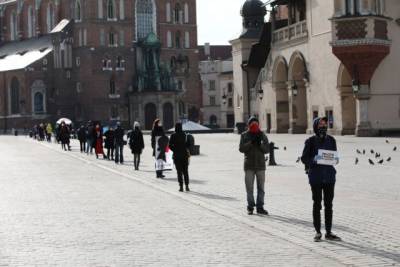 «STRAJK KOBIET» ή αλλιώς «Απεργία των Γυναικών» στη Βαρσοβία