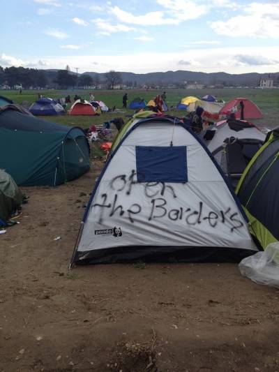 Σωματείο Μισθωτών Τεχνικών Αλληλεγγύη στους πρόσφυγες-Συγκεντρώνουμε είδη πρώτης ανάγκης 23/3