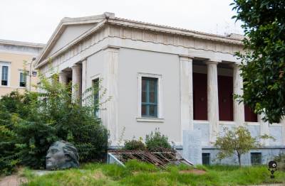 Εναλλακτική Παρέμβαση-Δικηγορική Ανατροπή: Καταγγελία της εισβολής των αστυνομικών στο Πολυτεχνείο