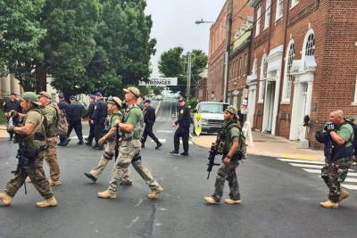 Ενας καλός φίλος της Χρυσής Αυγής πίσω από το μακελειό στο Σάρλοτβιλ