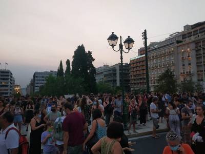 ΑΝΤΑΡΣΥΑ: Η αλληλεγγύη στους πυρόπληκτους και η μαχητικότητα ενάντια στην κυβέρνηση της ΝΔ είναι η μόνη ελπίδα