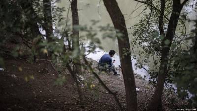 Οι 4.000 παράνομες επαναπροωθήσεις προσφύγων από τον Ελληνικό στρατό και η σύλληψη των δύο Έλληνων στρατιωτικών στον Έβρο