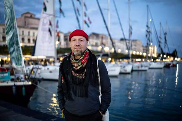 «Όσοι αντιστέκονται στην κατοχή στη Γάζα και στην Ουκρανία έχουν πολύ περισσότερο θάρρος από εμάς»