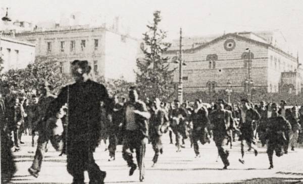 Η πολιτική κατάσταση στην Ελλάδα (Γενάρης 1944): Η αντικαπιταλιστική δυναμική του εαμικού κινήματος
