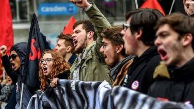 Γαλλία: Μέρες παροξυσμού μιας ιστορικής ταξικής σύγκρουσης ! Του Γιώργου Μητραλιά