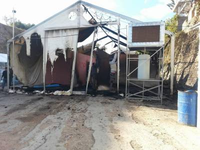 Η ΑΝΤΑΡΣΥΑ Χίου για τη φασιστική επίθεση στον προσφυγικό καταυλισμό της Σούδας