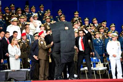 ΑΝΤΑΡΣΥΑ: Kαταδίκη για τη δολοφονική απόπειρα κατά του προέδρου της Βενεζουέλας Ν. Μαδούρο