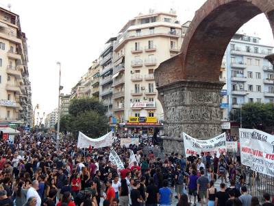 Ποιοι δίνουν ραντεβού στην Καμάρα, Σάββατο 7 Σεπτέμβρη στις 6 μ.μ.