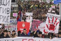 Οι διαδηλώσεις στη Σερβία είναι ιστορικές, ο κόσμος δεν πρέπει να τις αγνοήσει