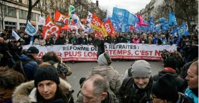 Γαλλία: σύγκρουση ως την ήττα του Μακρόν,  του Léon Crémieux