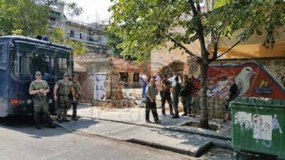 Η ΑΝΤΑΡΣΥΑ Θεσσαλονίκης καταγγέλλει την επίθεση της κρατικής καταστολής στις καταλήψεις στέγασης προσφύγων και αλληλεγγύης