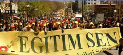 Ψηφίσματα Συμπαράστασης στους Αγωνιστές Δασκάλους του Συνδικάτου Egitim Sen απέναντι στις μαζικές εκκαθαρίσεις της τουρκικής κυβέρνησης