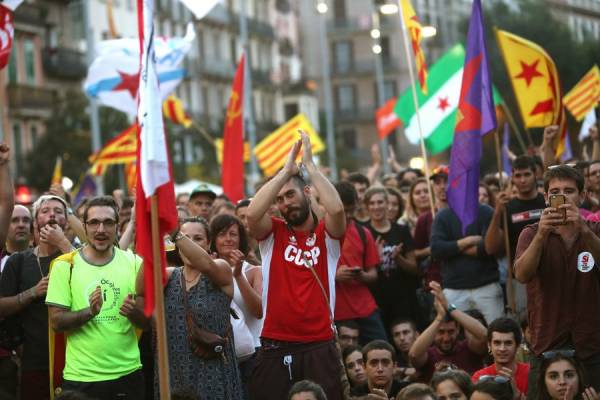 ΝΡΑ: Όχι στο πραξικόπημα της Μαδρίτης, κάτω τα χέρια από το λαό της Καταλονίας