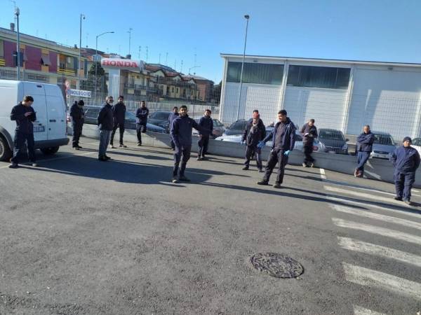Απεργίες σε ολόκληρη την Ιταλία για την αντιμετώπιση του κορονοϊού
