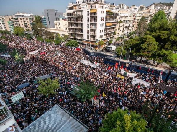 ΑΝΤΑΡΣΥΑ: Ιστορική στιγμή η καταδίκη της ναζιστικής εγκληματικής Χρυσής Αυγής