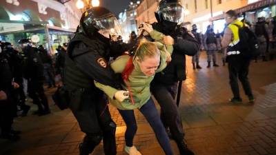 Κάλεσμα για δράσεις αλληλεγγύης με τους/τις αντιπολεμικούς/ες αγωνιστές/ριες στη Ρωσία, από το Ρώσικο Σοσιαλιστικό Κίνημα