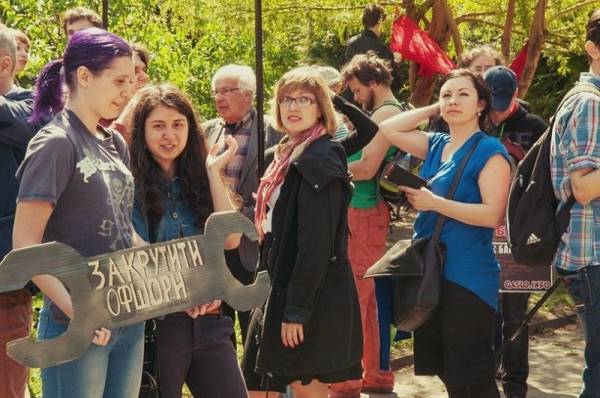 Ουκρανία: Να στηρίξουμε την οργάνωση Sotsialnyi Rukh!