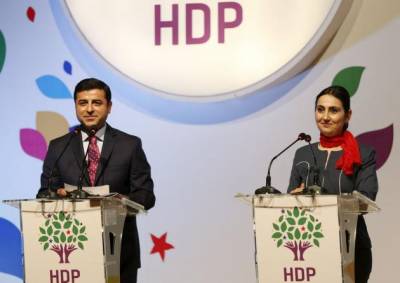 Το τουρκικό κράτος συνέλαβε τους βουλευτές του αριστερού κόμματος HDP