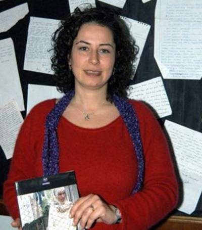 Συνέντευξη με την φεμινίστρια Πινάρ Σελέκ, σύμβολο της Τουρκίας που αντιστέκεται!